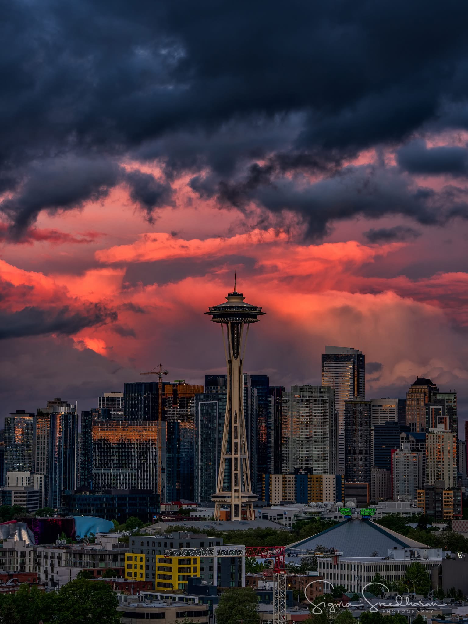 Seattle skyline at sunset with the Space Needle